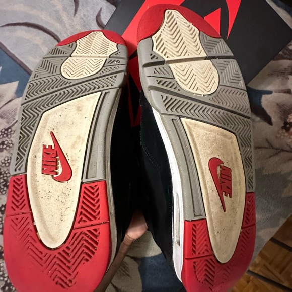 Jordan Retro Bred 4 Size 9 - Picture 6 of 8